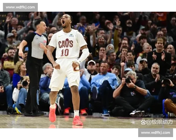 NBA赛场精彩瞬间回顾球员高光对决全程录像解析